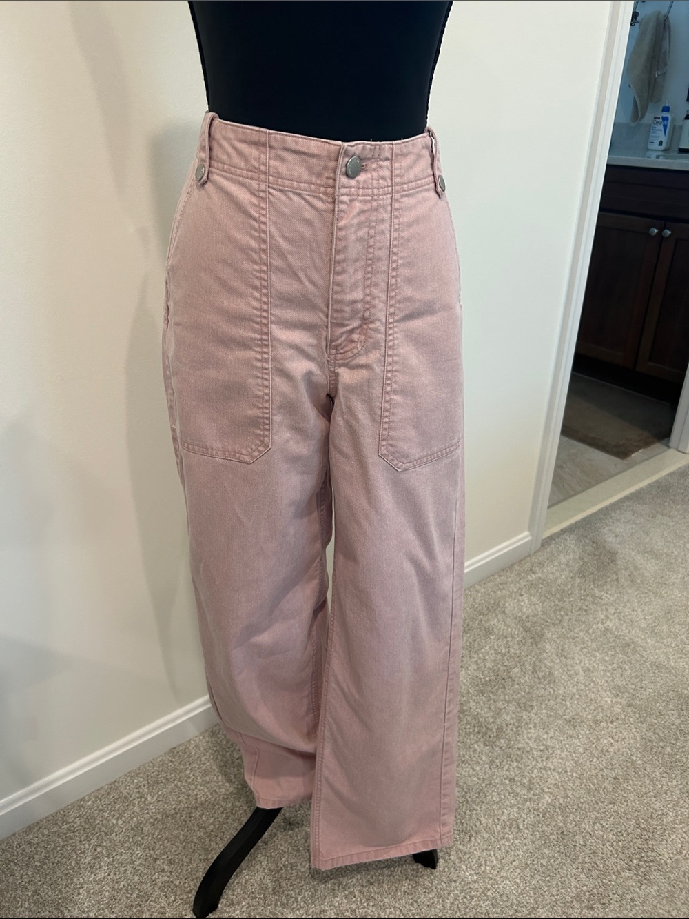 Universal Thread Women's Dusty Rose High-Rise Jeans